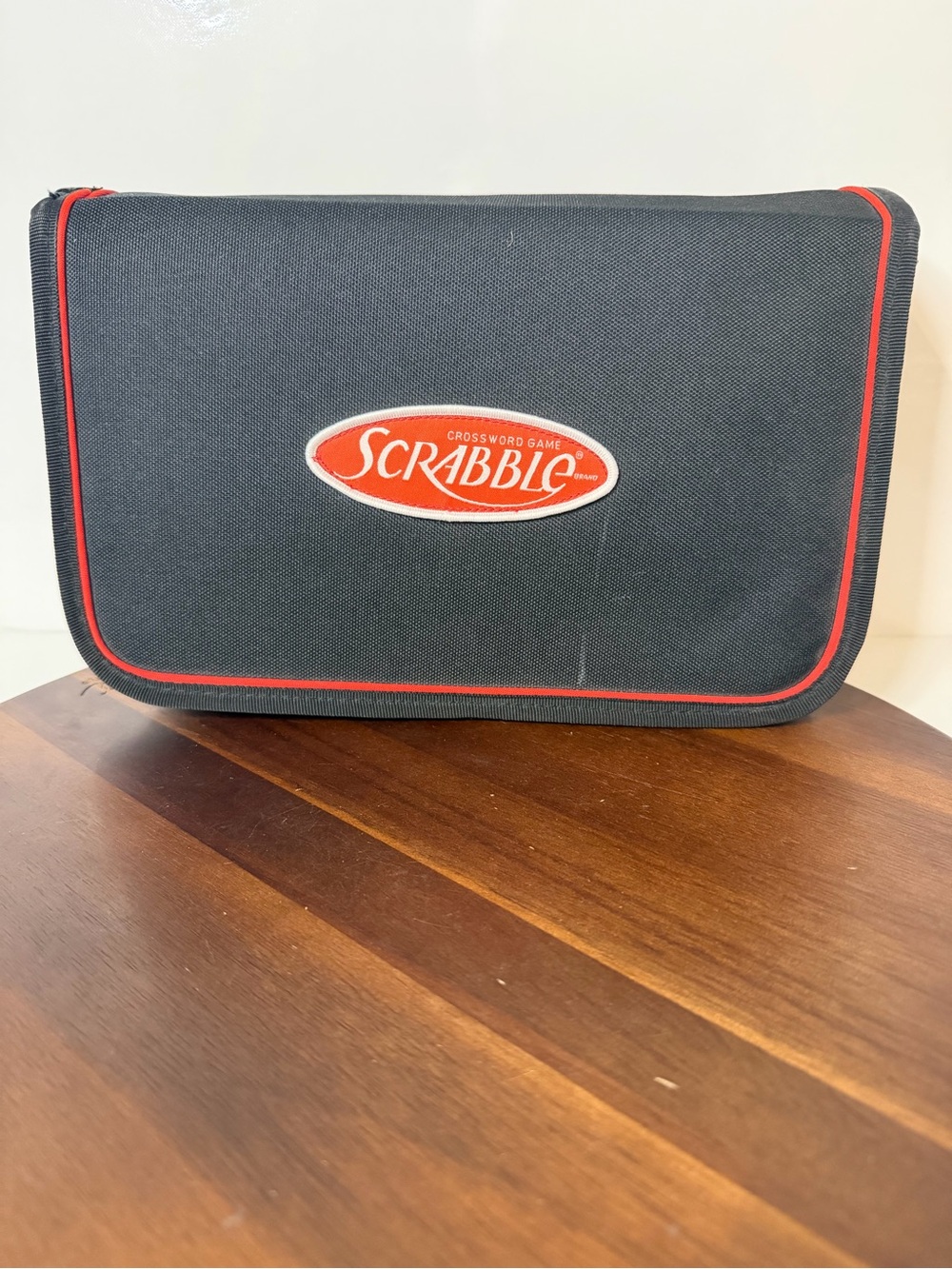 Hasbro Scrabble Travel Folio Edition Zip Case Board Game Complete 2006